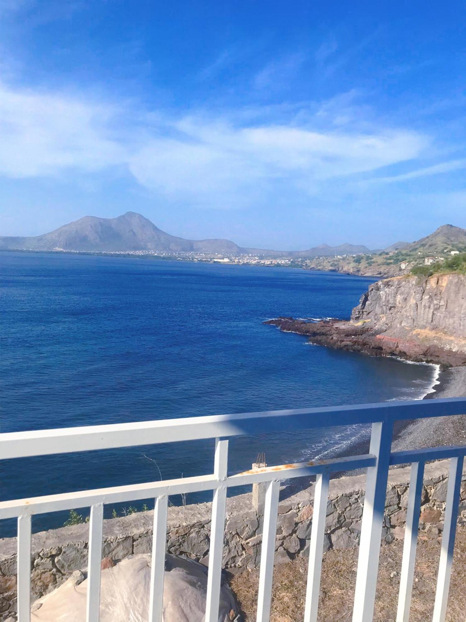 Panoramic Ocean View Duplex With 4 Bedrooms, Ideal For Families & Groups Tarrafal  Luaran gambar